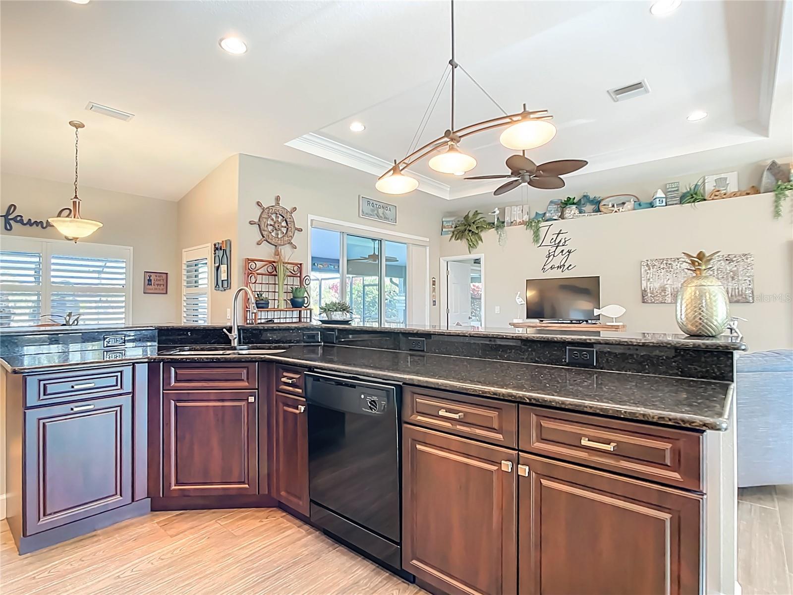 ROTONDA PINE VALLEY - Residential