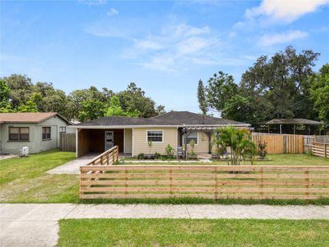 Photo of 2719 Woodstock Avenue, Eaton Park, FL 33840 (MLS # L4954930)