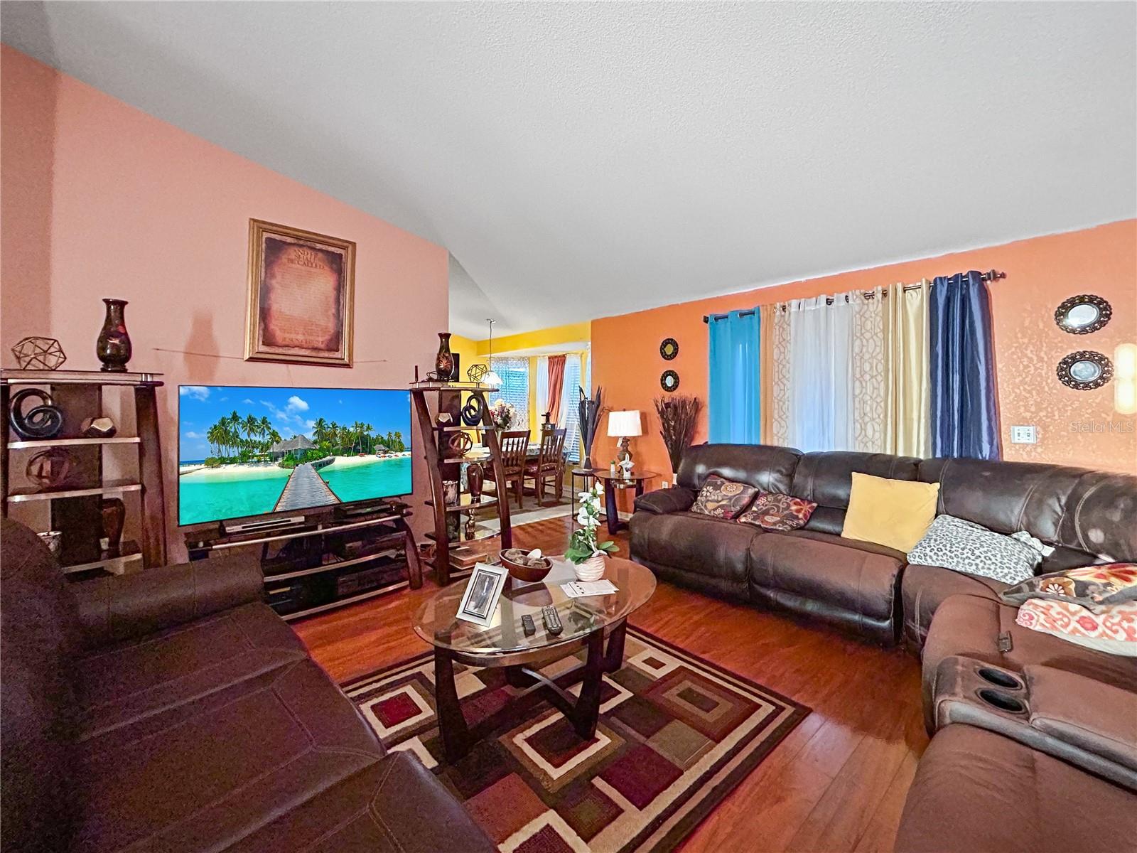 MAGNOLIA MANOR - Residential