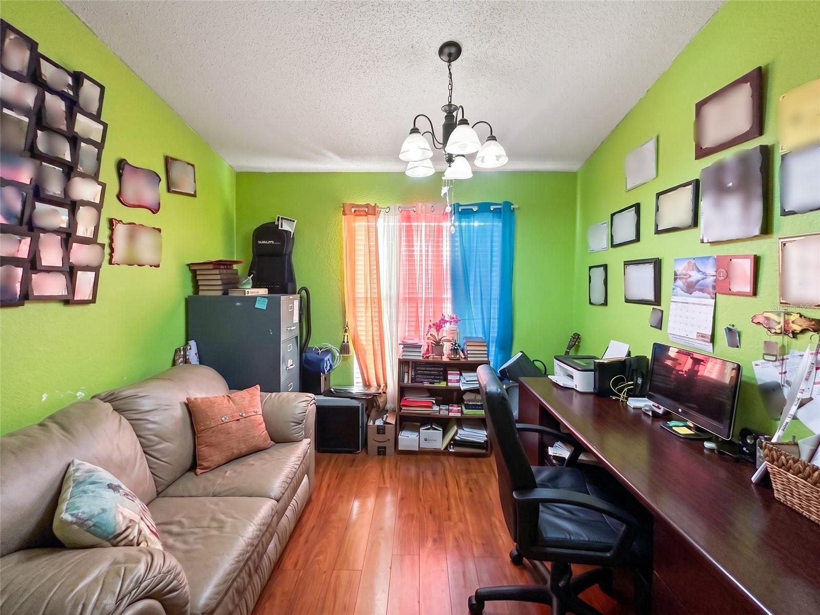 MAGNOLIA MANOR - Residential