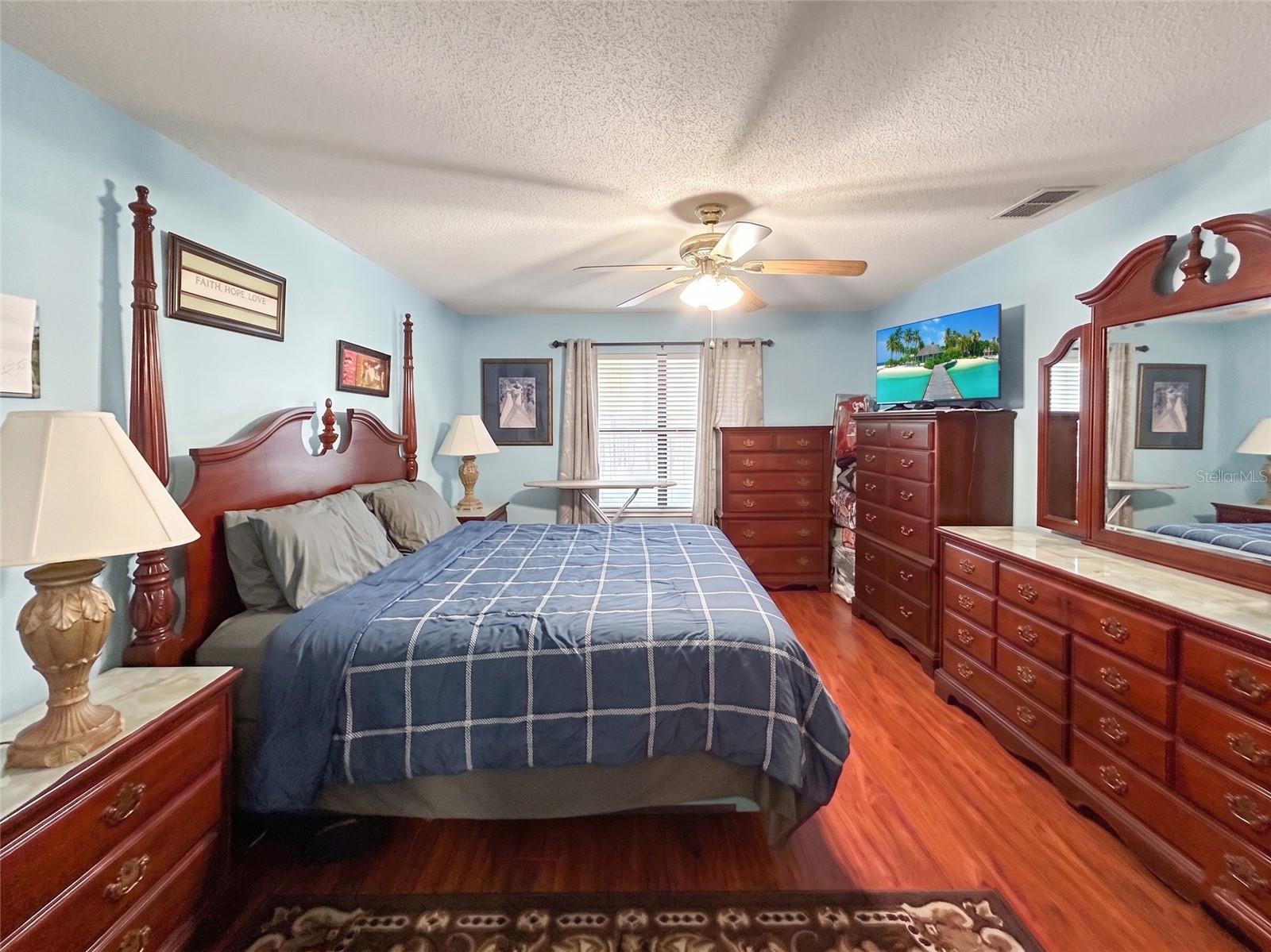 MAGNOLIA MANOR - Residential