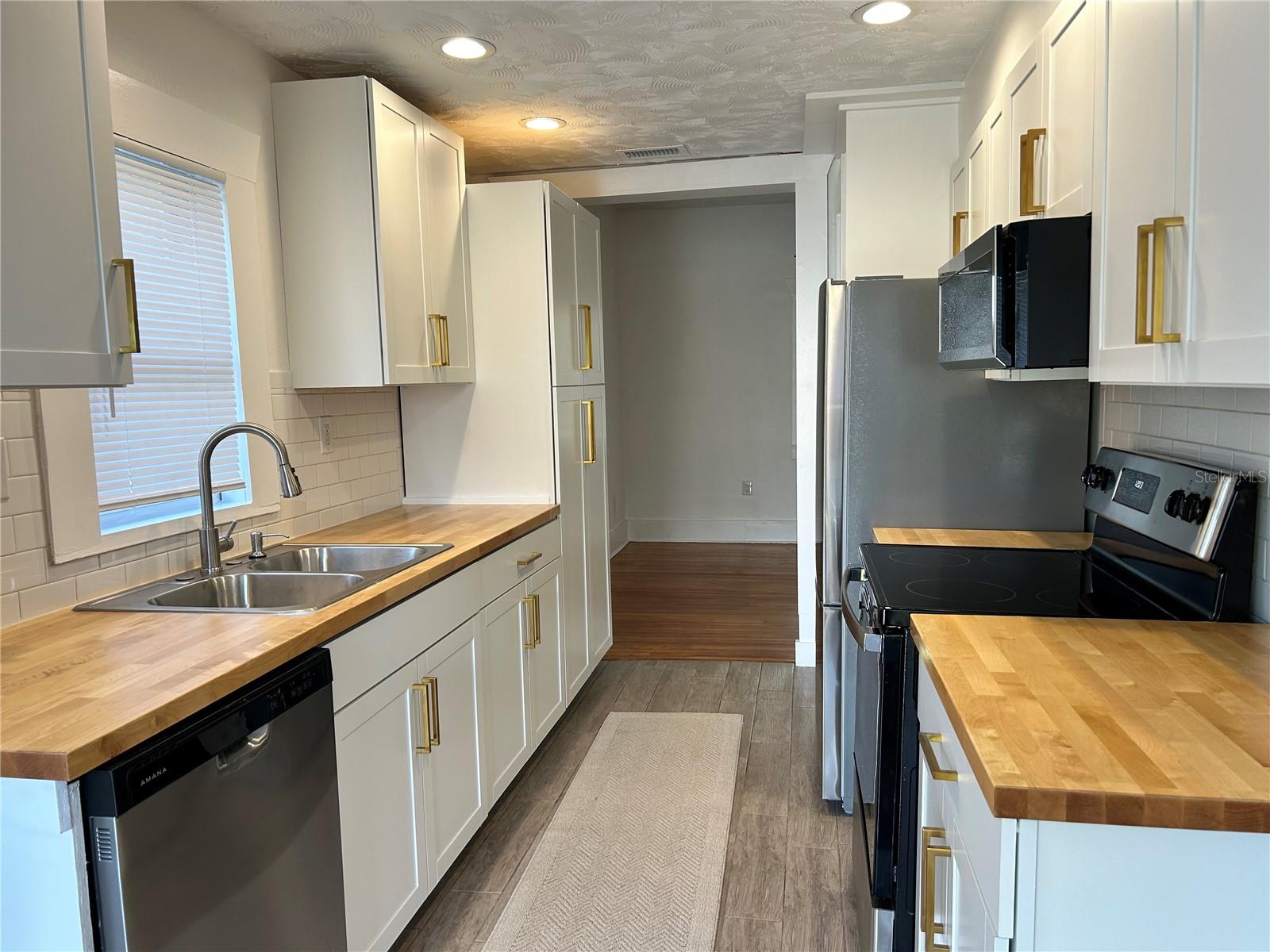 ST PETERSBURG INVESTMENT CO SUB - Residential