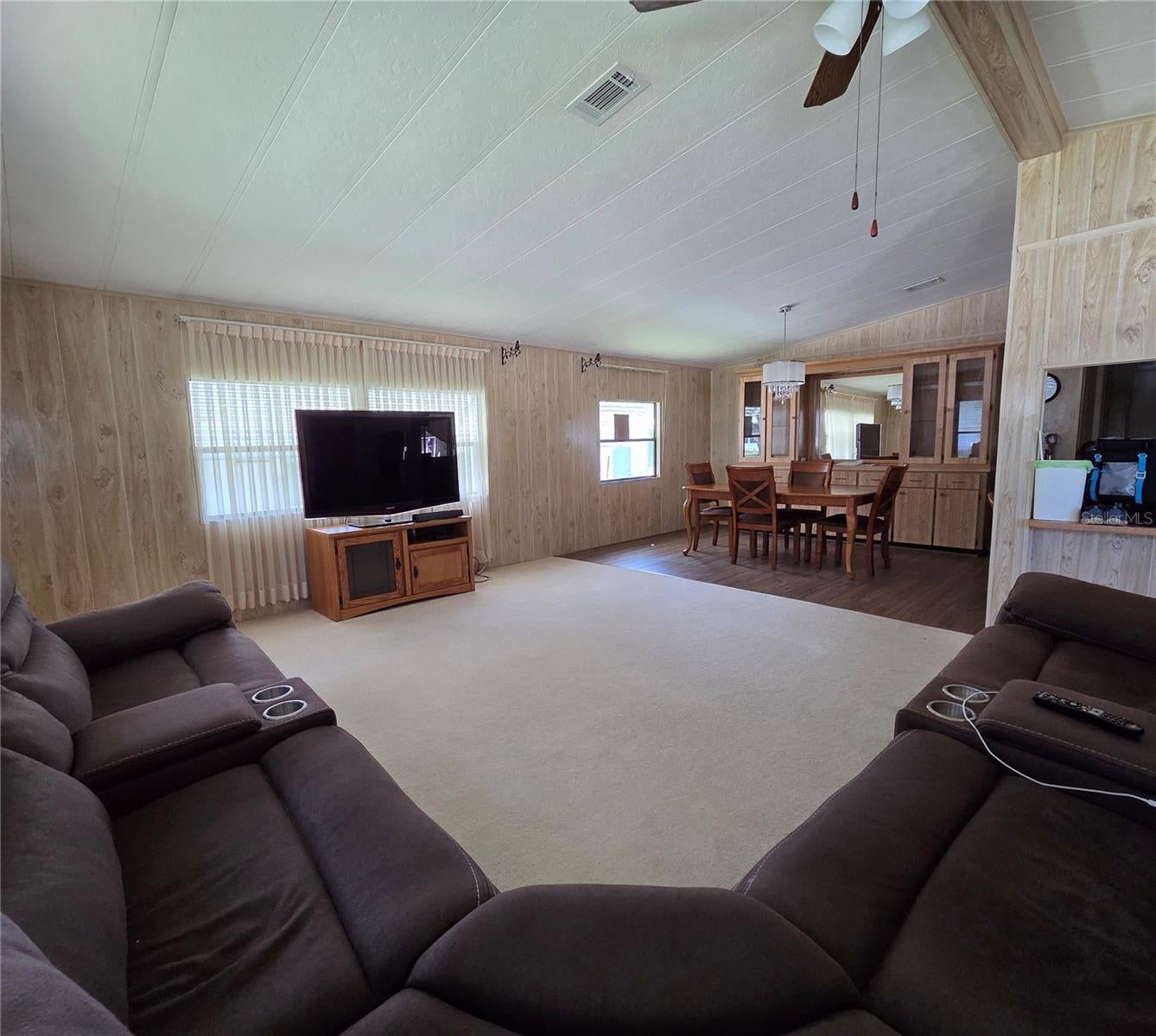 2430 FAIRBLUFF ROAD 1556