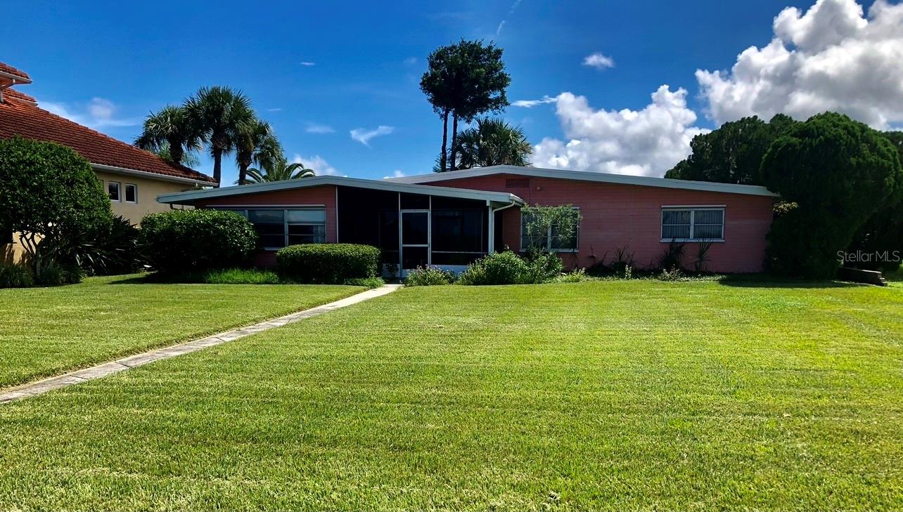 Bouchelles Island - Residential