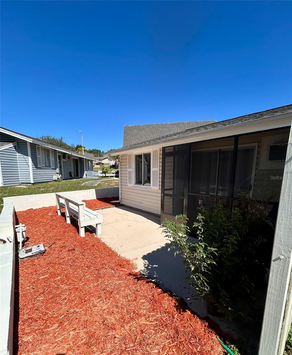 10301 US HIGHWAY 27 192