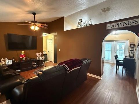 Tiny photo for 40134 Oakridge Drive, Lady Lake, FL 32159 (MLS # G5105949)