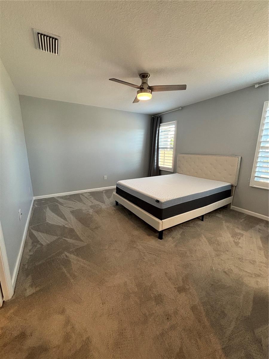 OXFORD OAKS PH 1 - Residential Lease