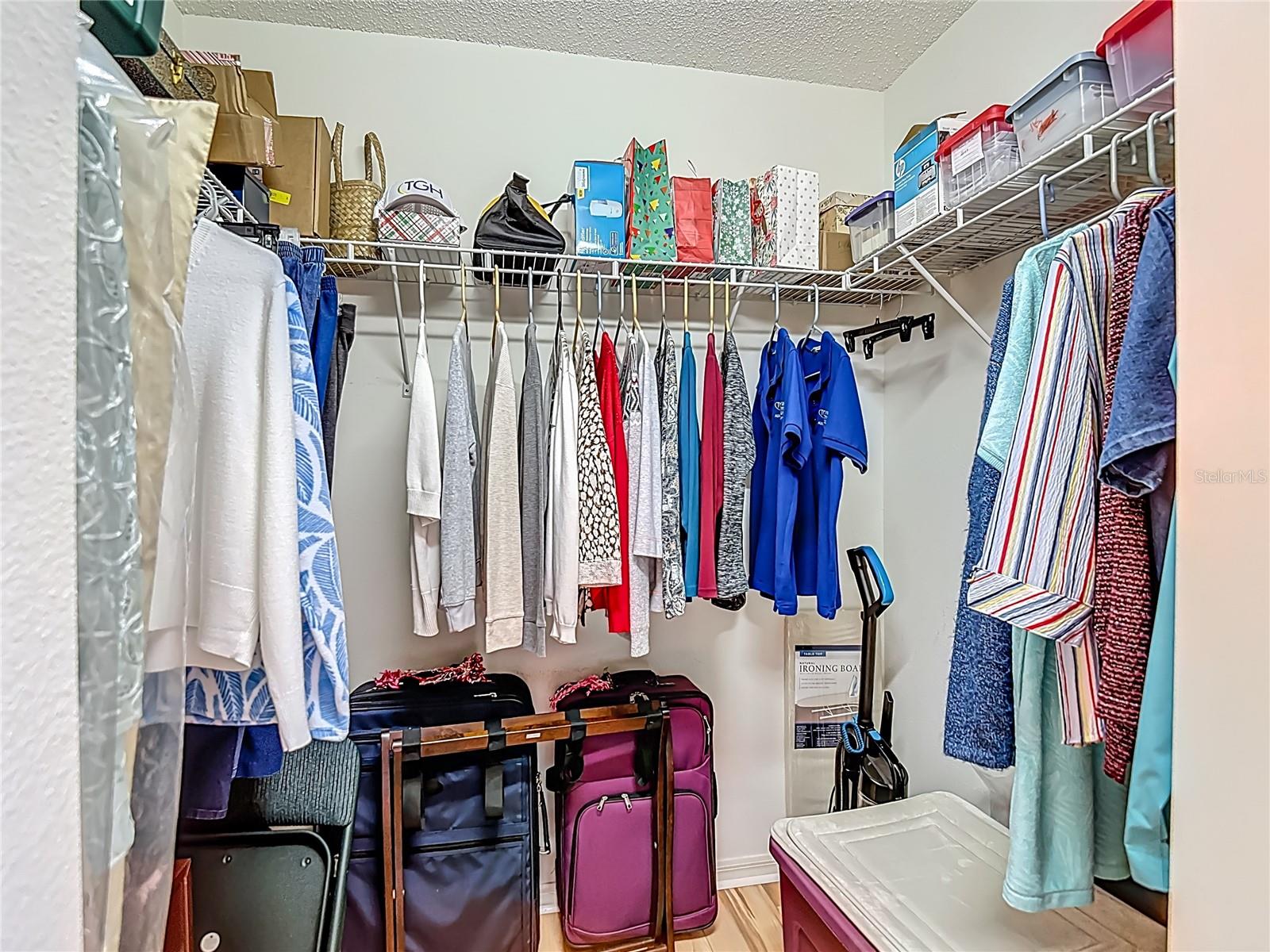 WELLINGTON AT SEVEN HILLS PH 6 - Residential