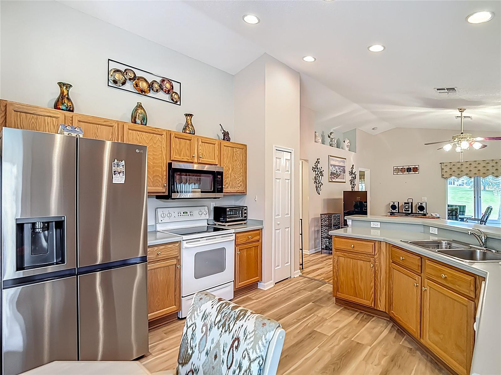 WELLINGTON AT SEVEN HILLS PH 6 - Residential