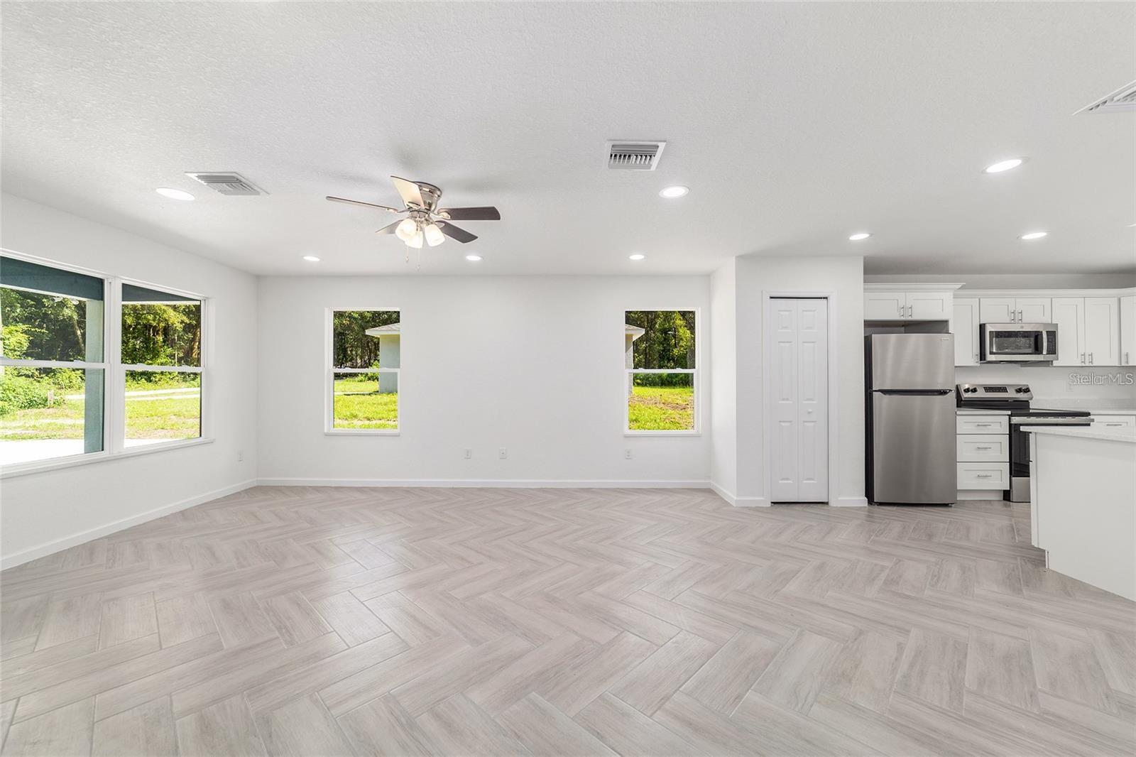 BELLEVIEW HEIGHTS ESTATE - Residential