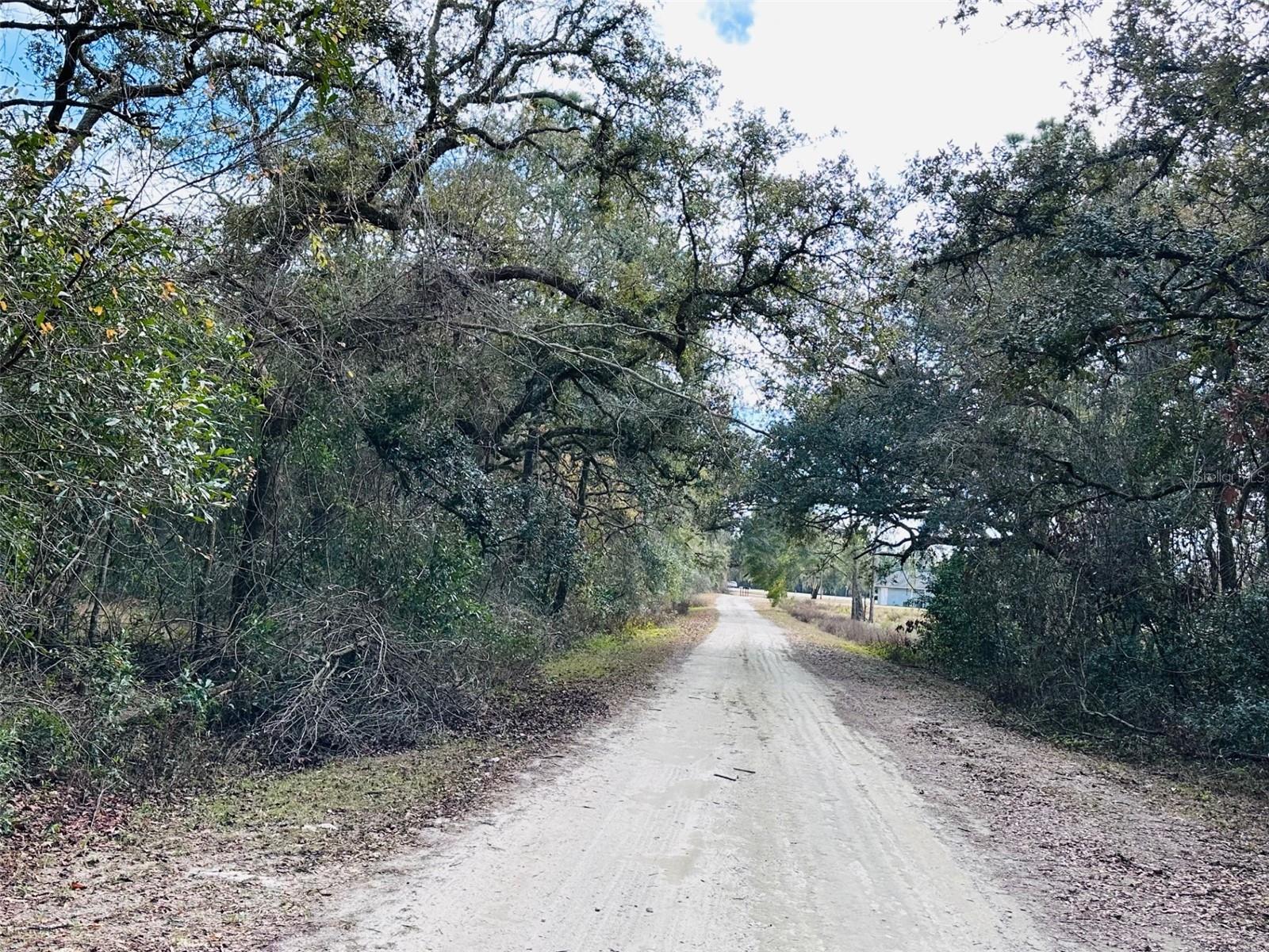 KIK A HA WOODLANDS - Land