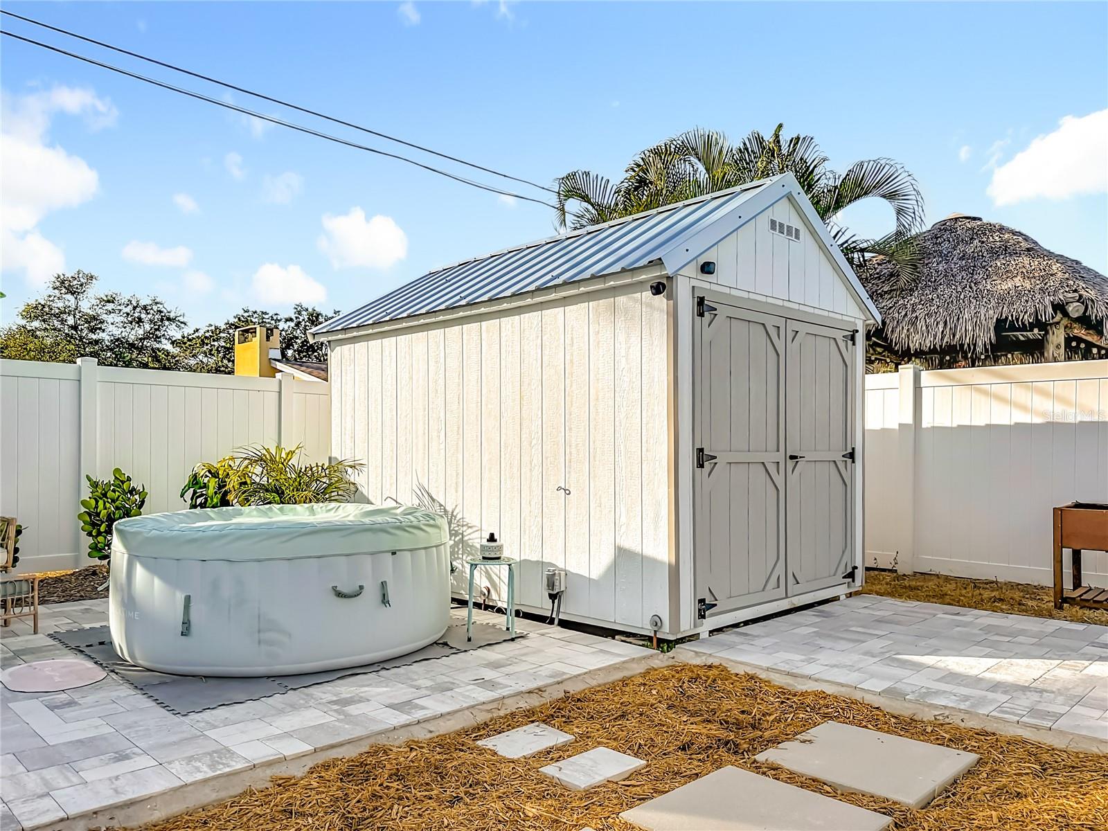 JUNGLE COUNTRY CLUB 3RD ADD - Residential