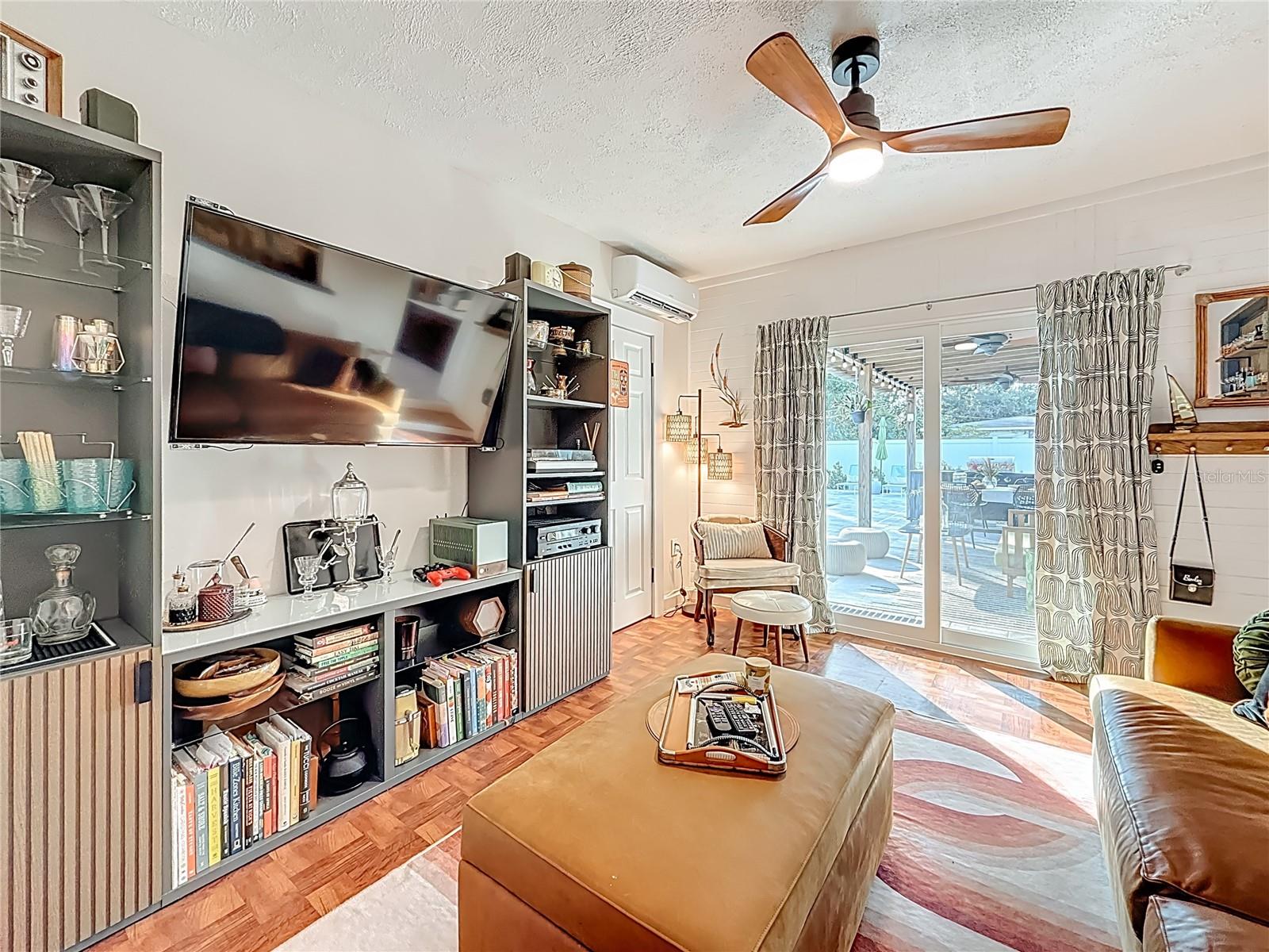 JUNGLE COUNTRY CLUB 3RD ADD - Residential