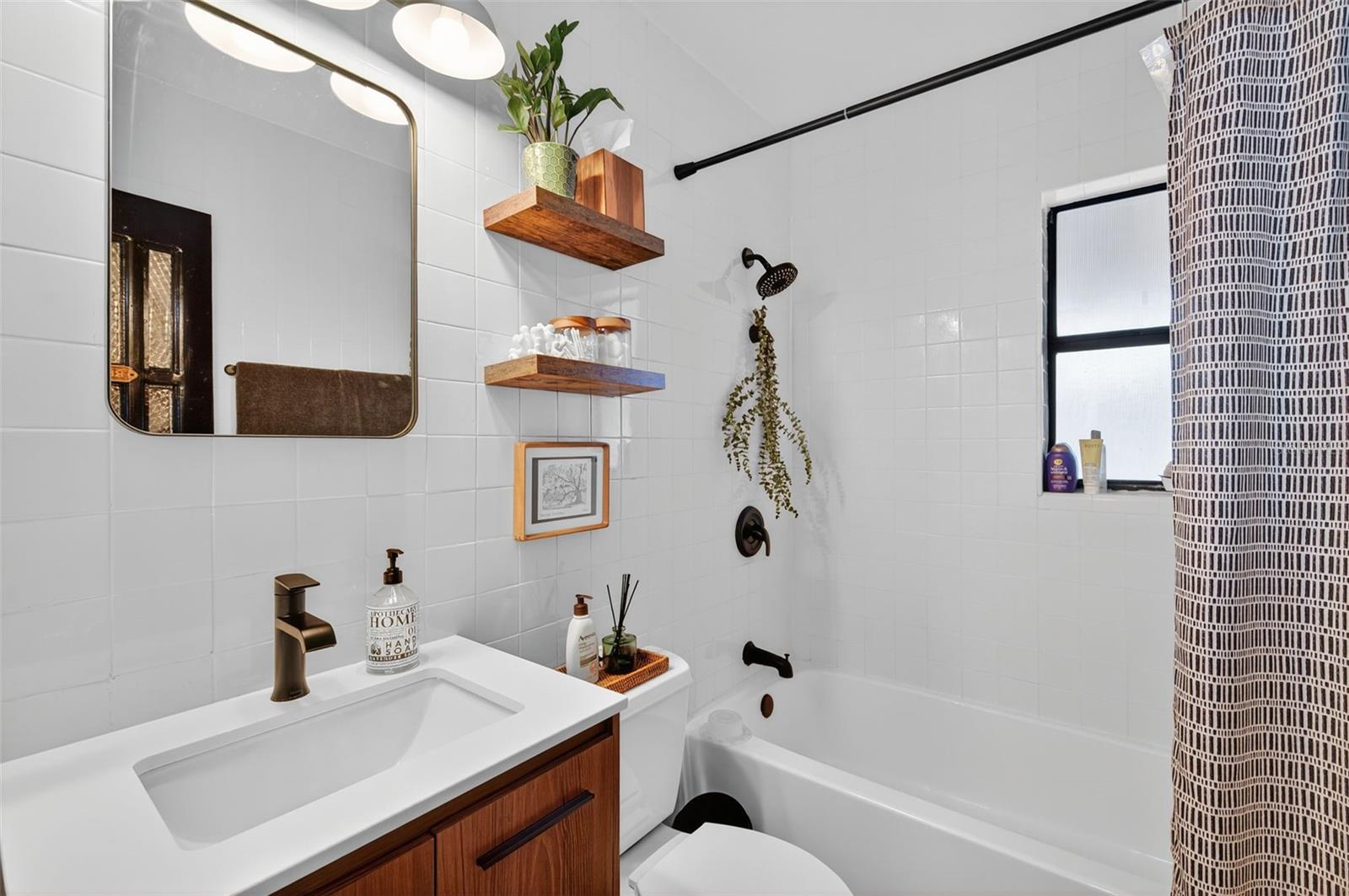 JUNGLE COUNTRY CLUB 3RD ADD - Residential