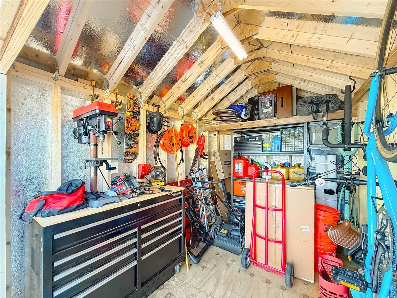 JUNGLE COUNTRY CLUB 3RD ADD - Residential