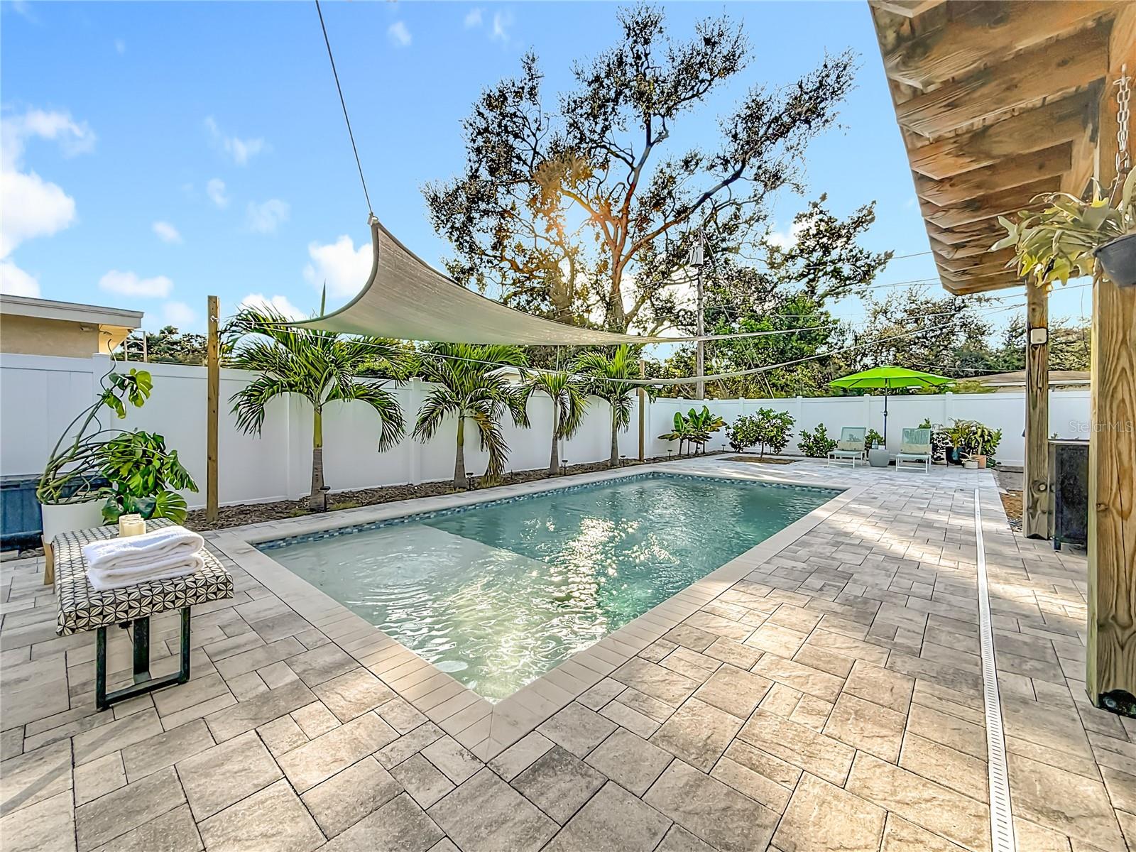 JUNGLE COUNTRY CLUB 3RD ADD - Residential