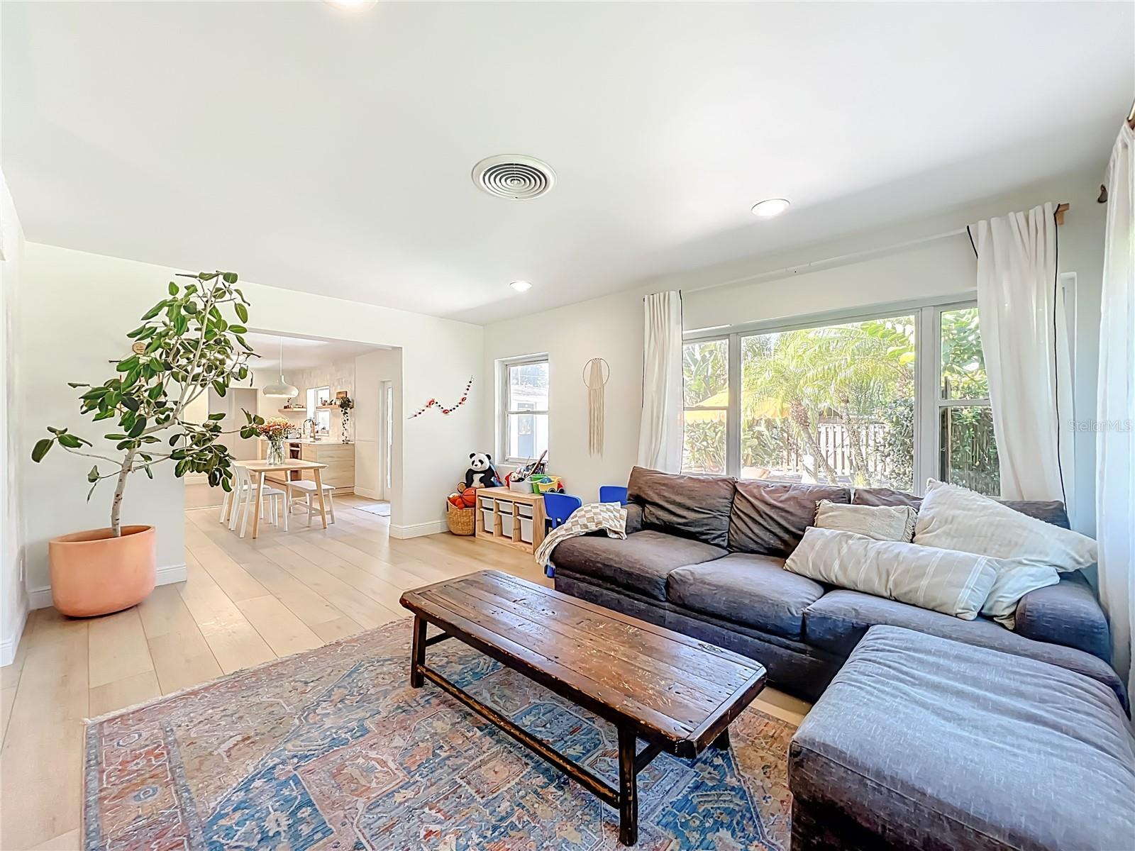 DOMMERICH ESTATES 1ST ADD - Residential