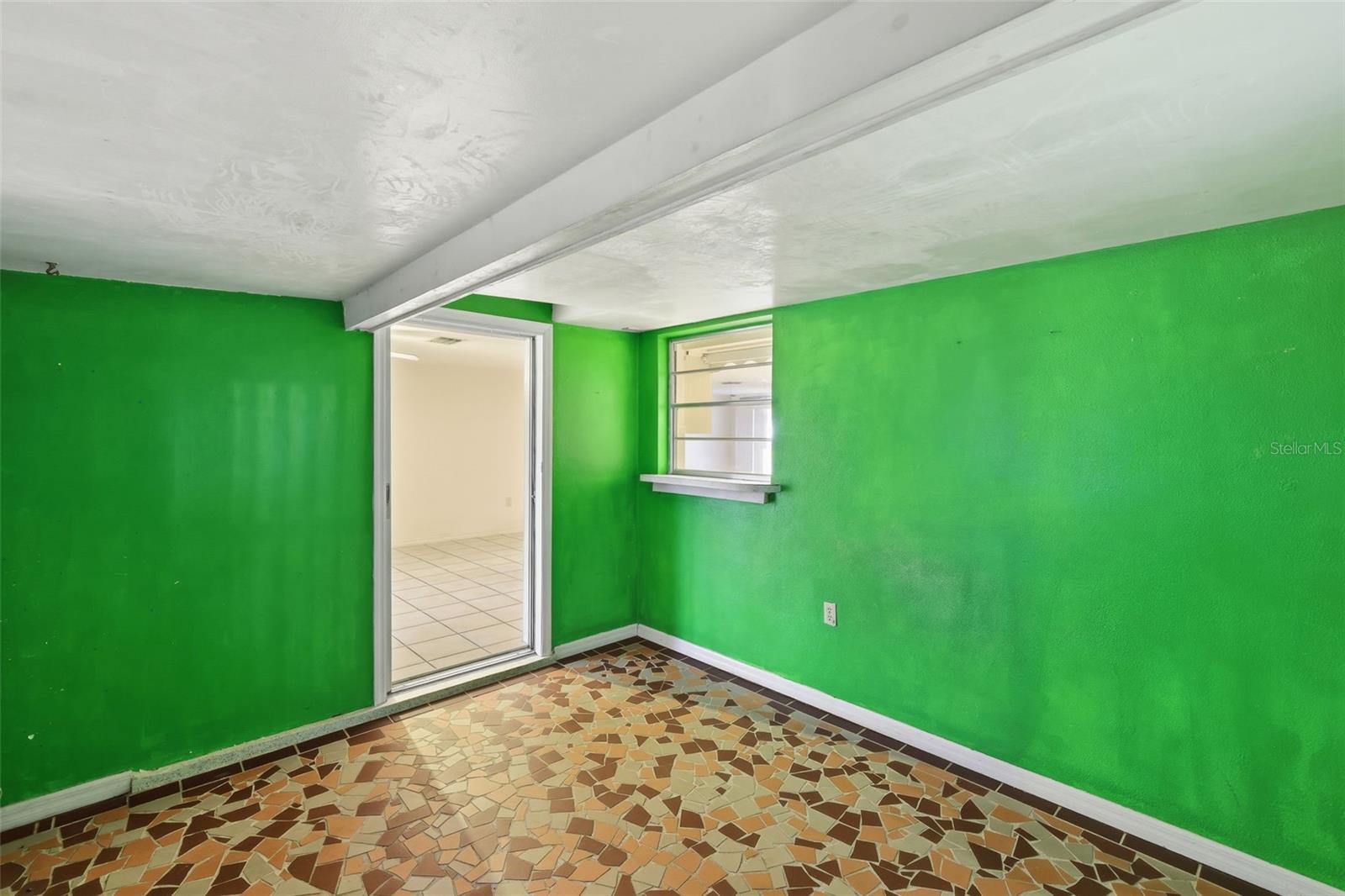 JASMINE LAKES - Residential