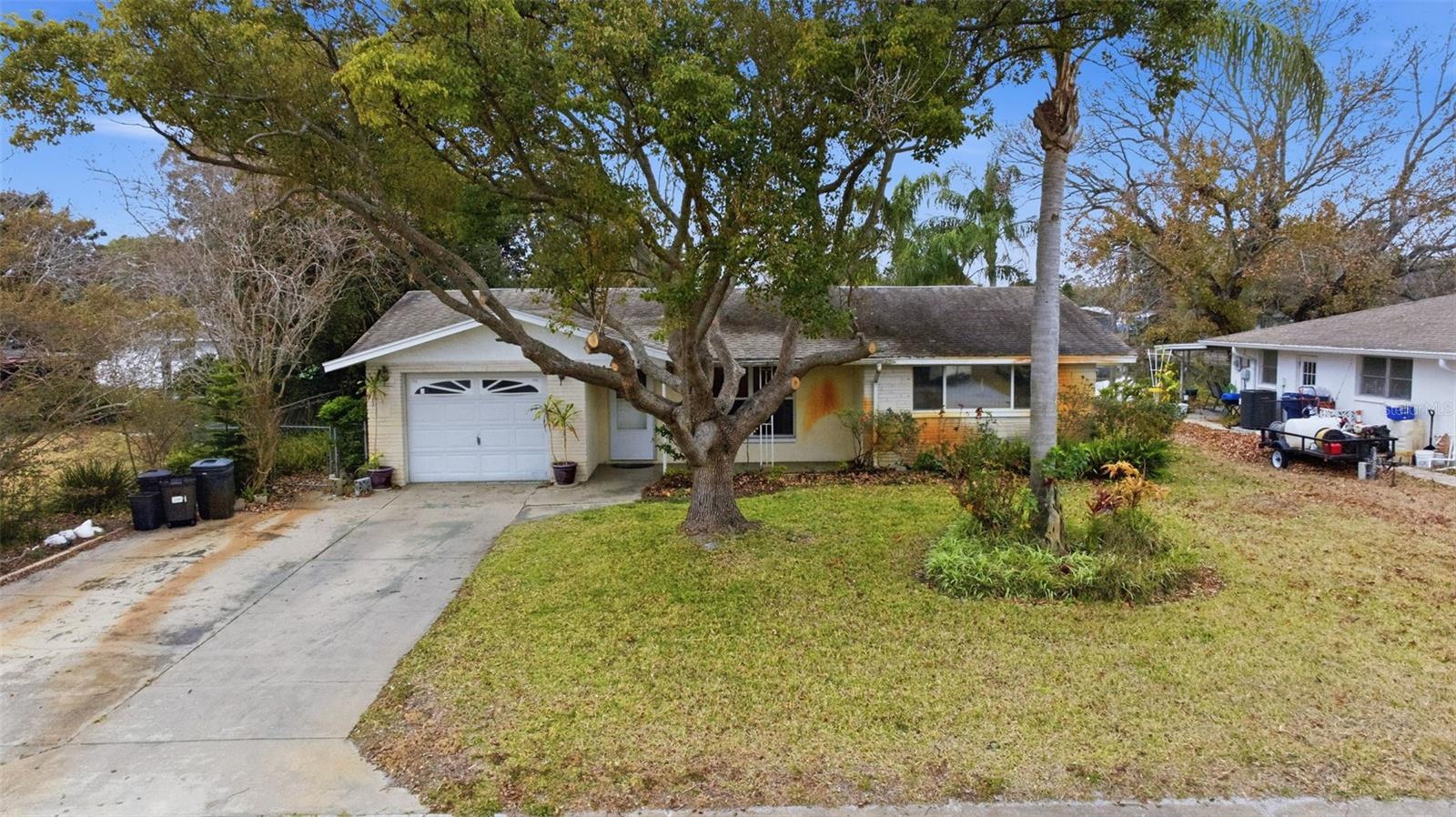 JASMINE LAKES - Residential