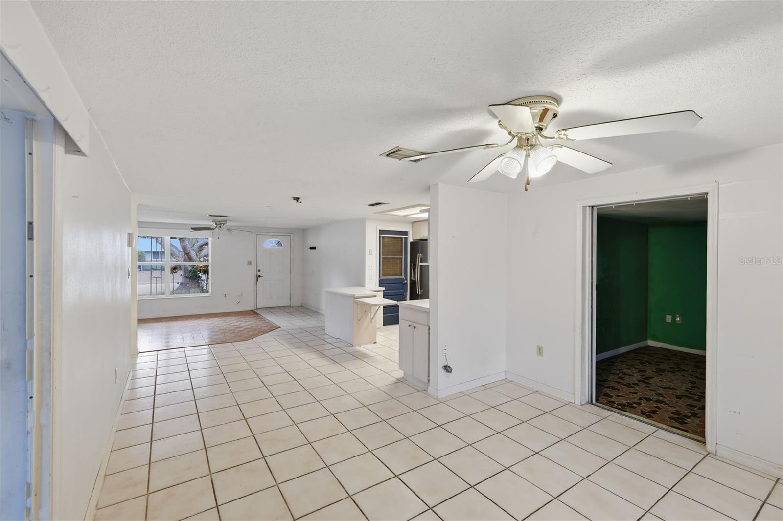 JASMINE LAKES - Residential