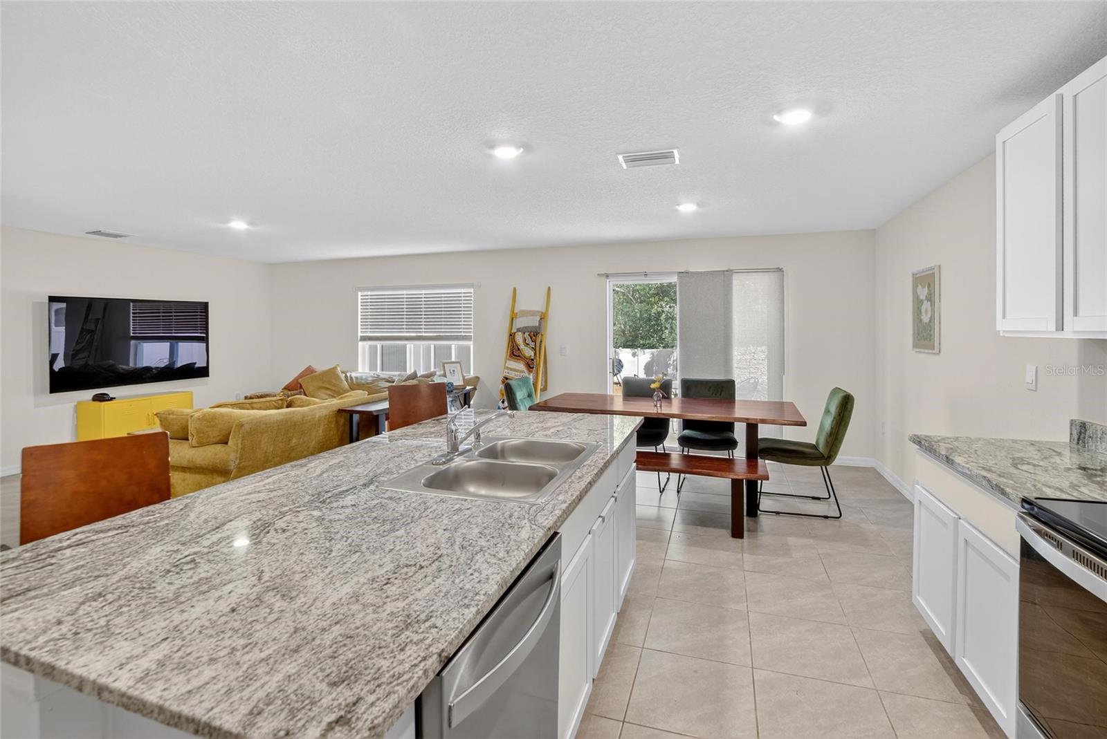 RIVER PARK - Residential