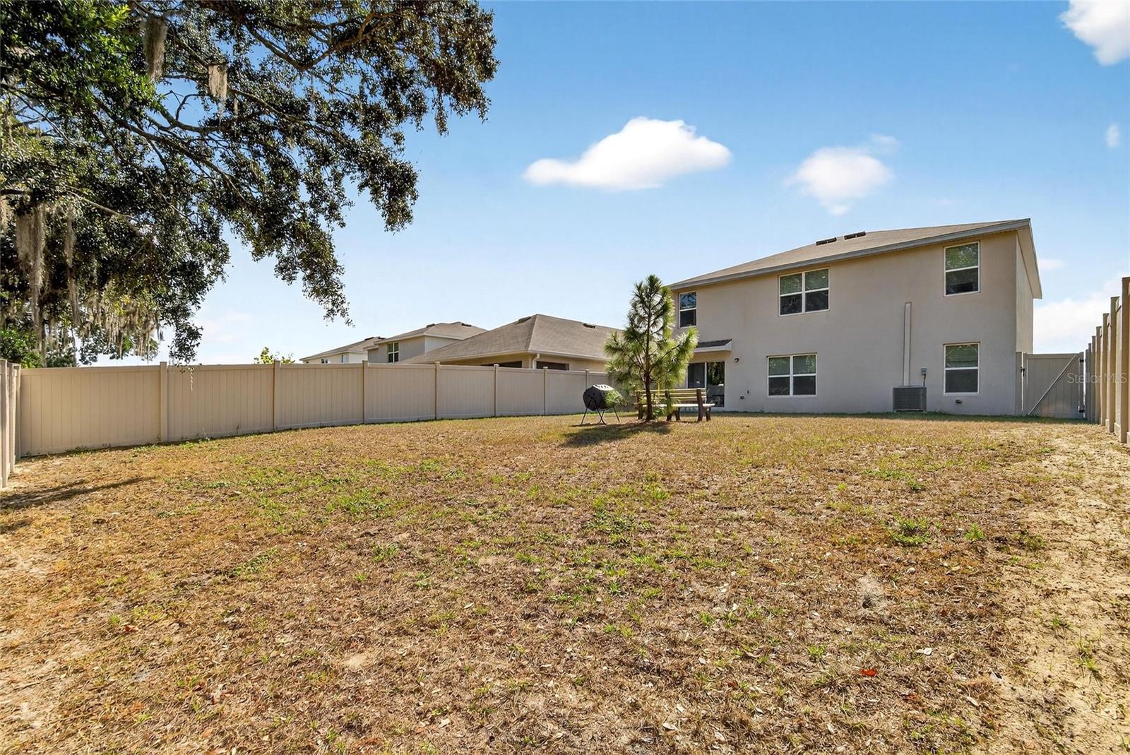 RIVER PARK - Residential