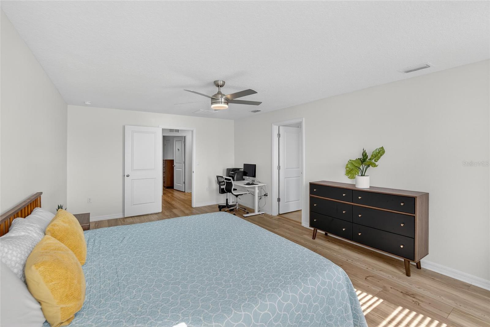 RIVER PARK - Residential