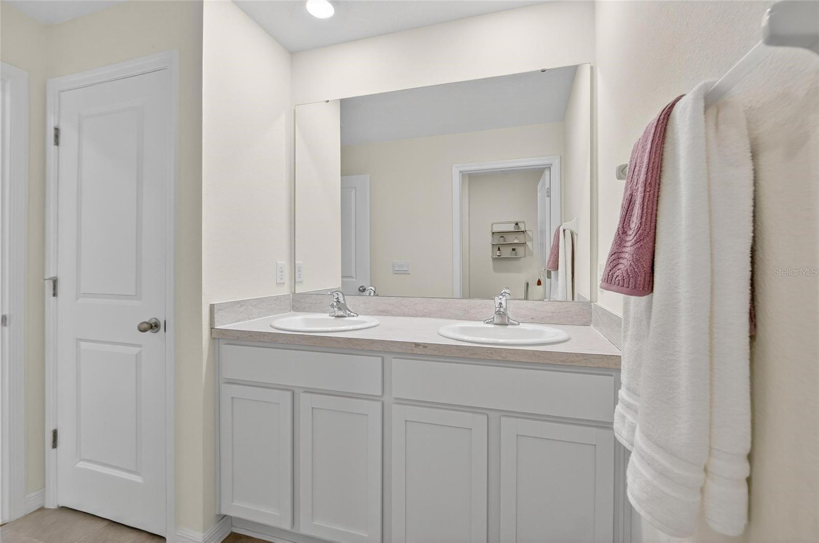 RIVER PARK - Residential