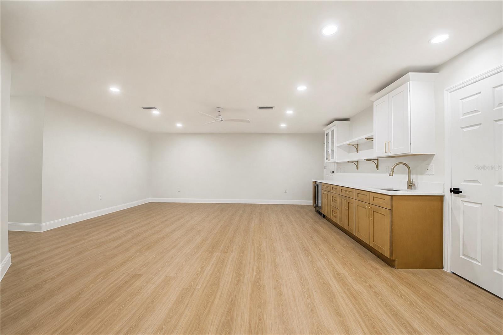 SCOTT LAKE HILLS - Residential