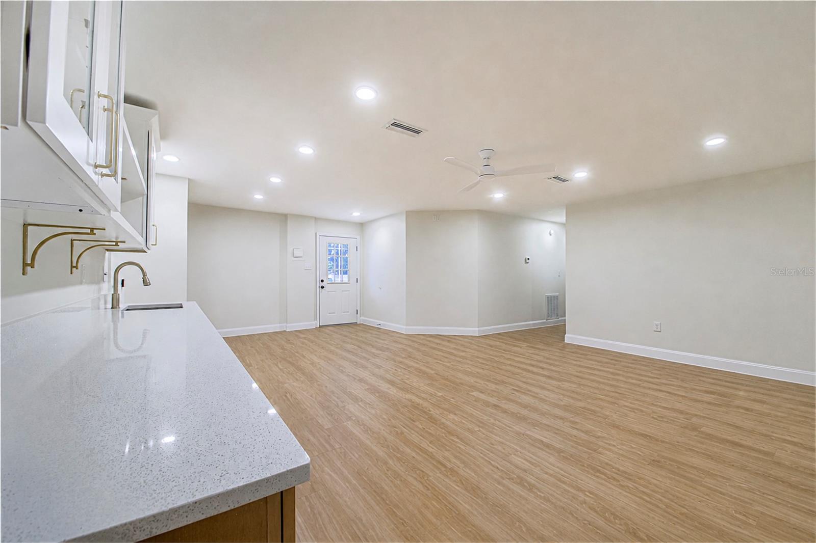 SCOTT LAKE HILLS - Residential