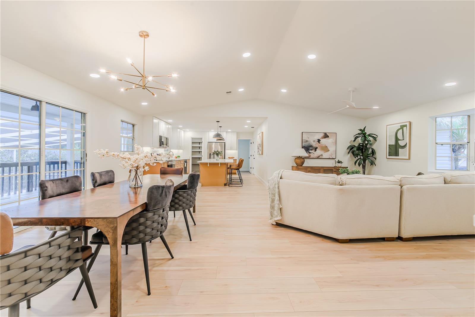 SCOTT LAKE HILLS - Residential