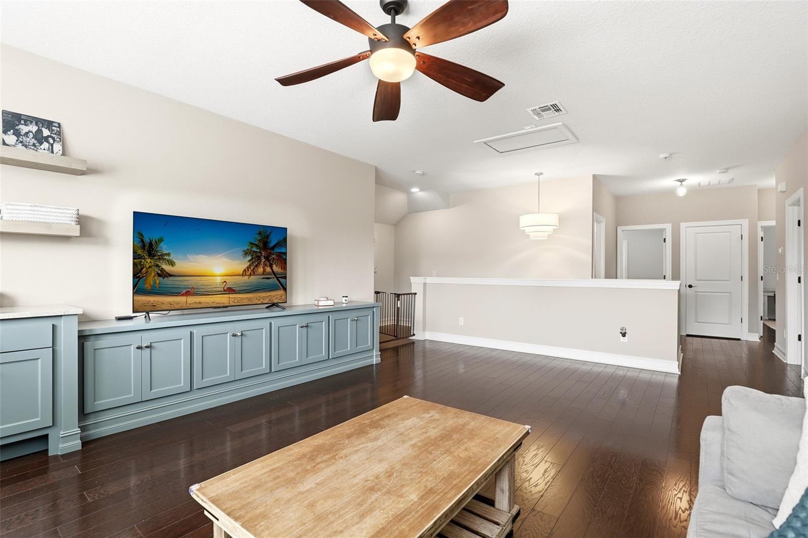 GREEN TERRACE V/140 LOT 3 BLK B - Residential