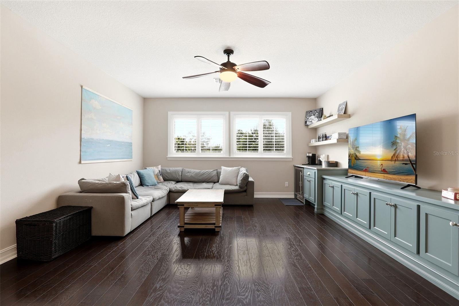 GREEN TERRACE V/140 LOT 3 BLK B - Residential