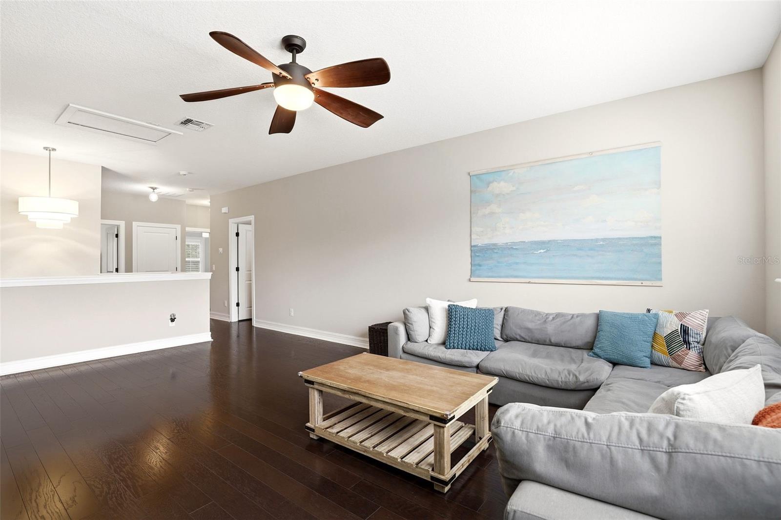 GREEN TERRACE V/140 LOT 3 BLK B - Residential