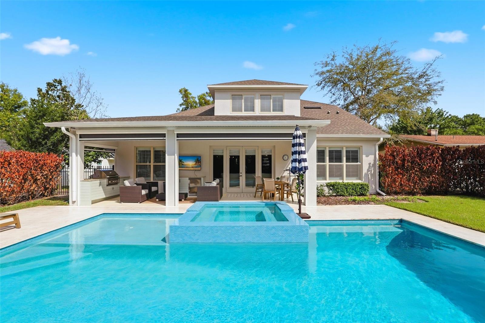 GREEN TERRACE V/140 LOT 3 BLK B - Residential