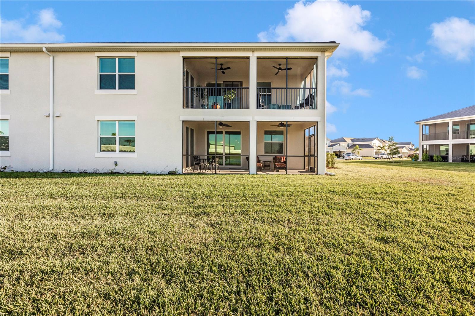 WELLEN PARK GOLF & COUNTRY CLUB - Residential Lease