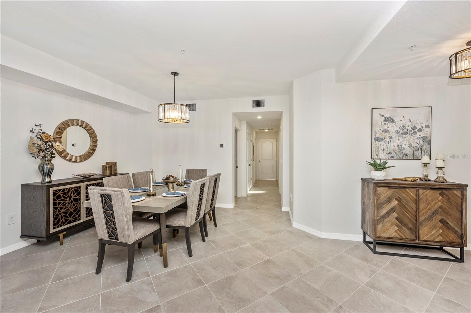 WELLEN PARK GOLF & COUNTRY CLUB - Residential Lease