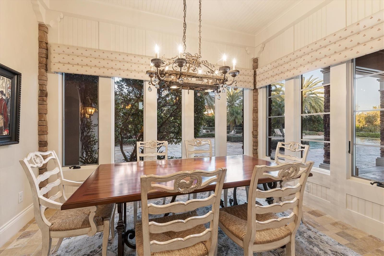 LAKE CLUB - Residential