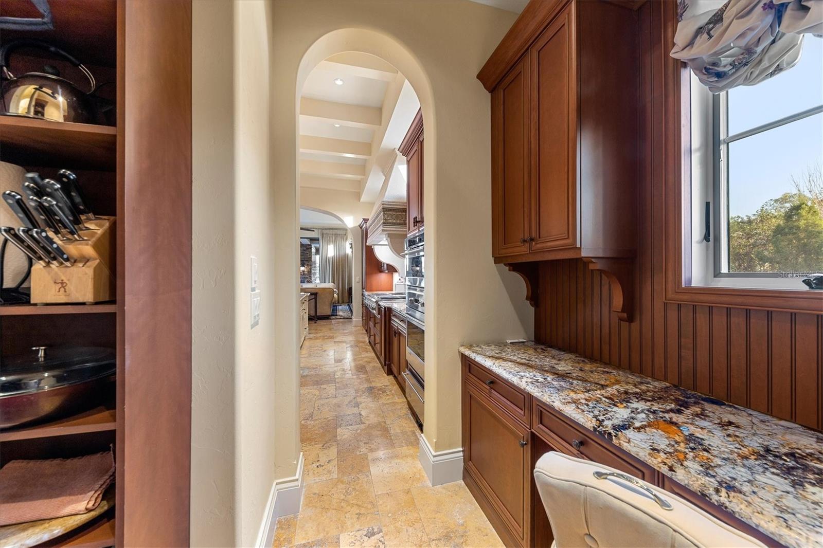 LAKE CLUB - Residential