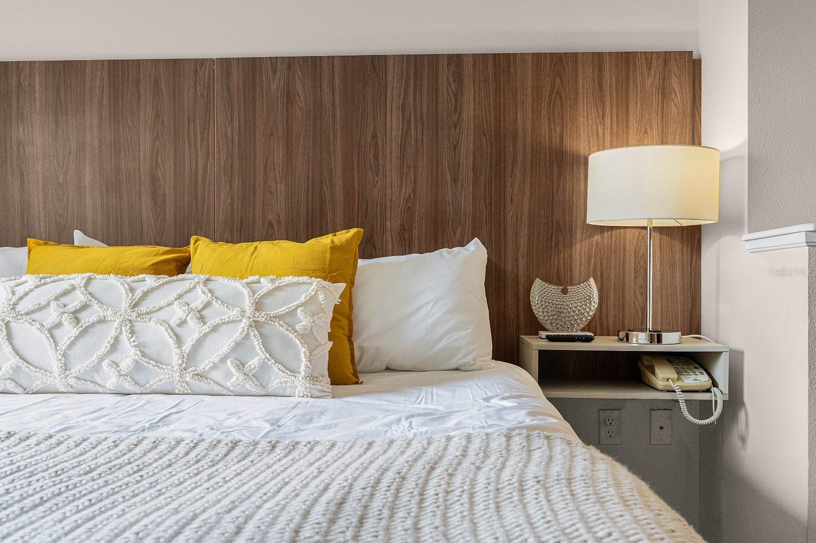 POINT ORLANDO RESIDENCE CONDO PH 1 - Residential