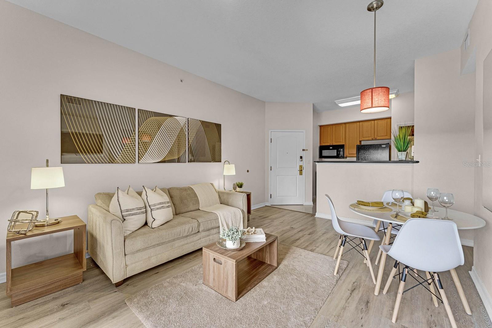 POINT ORLANDO RESIDENCE CONDO PH 1 - Residential