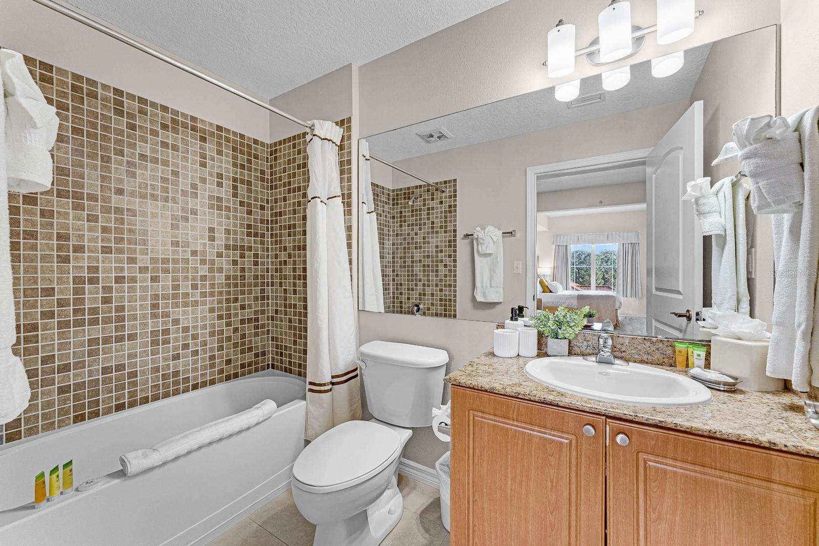 POINT ORLANDO RESIDENCE CONDO PH 1 - Residential