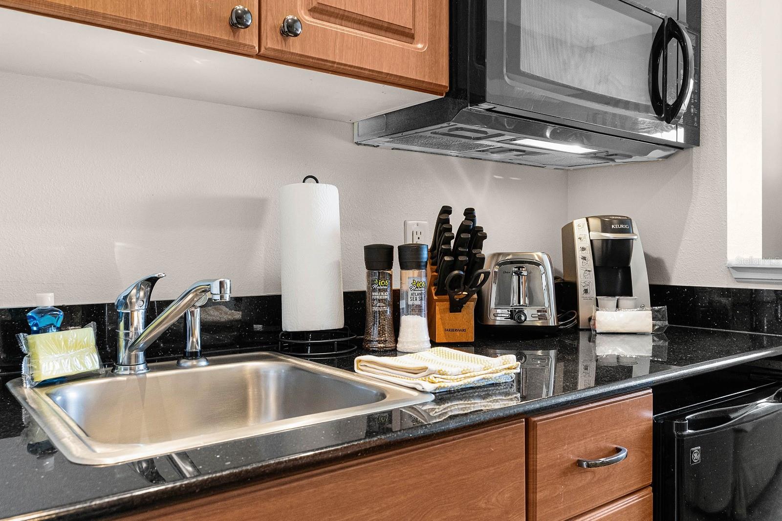 POINT ORLANDO RESIDENCE CONDO PH 1 - Residential