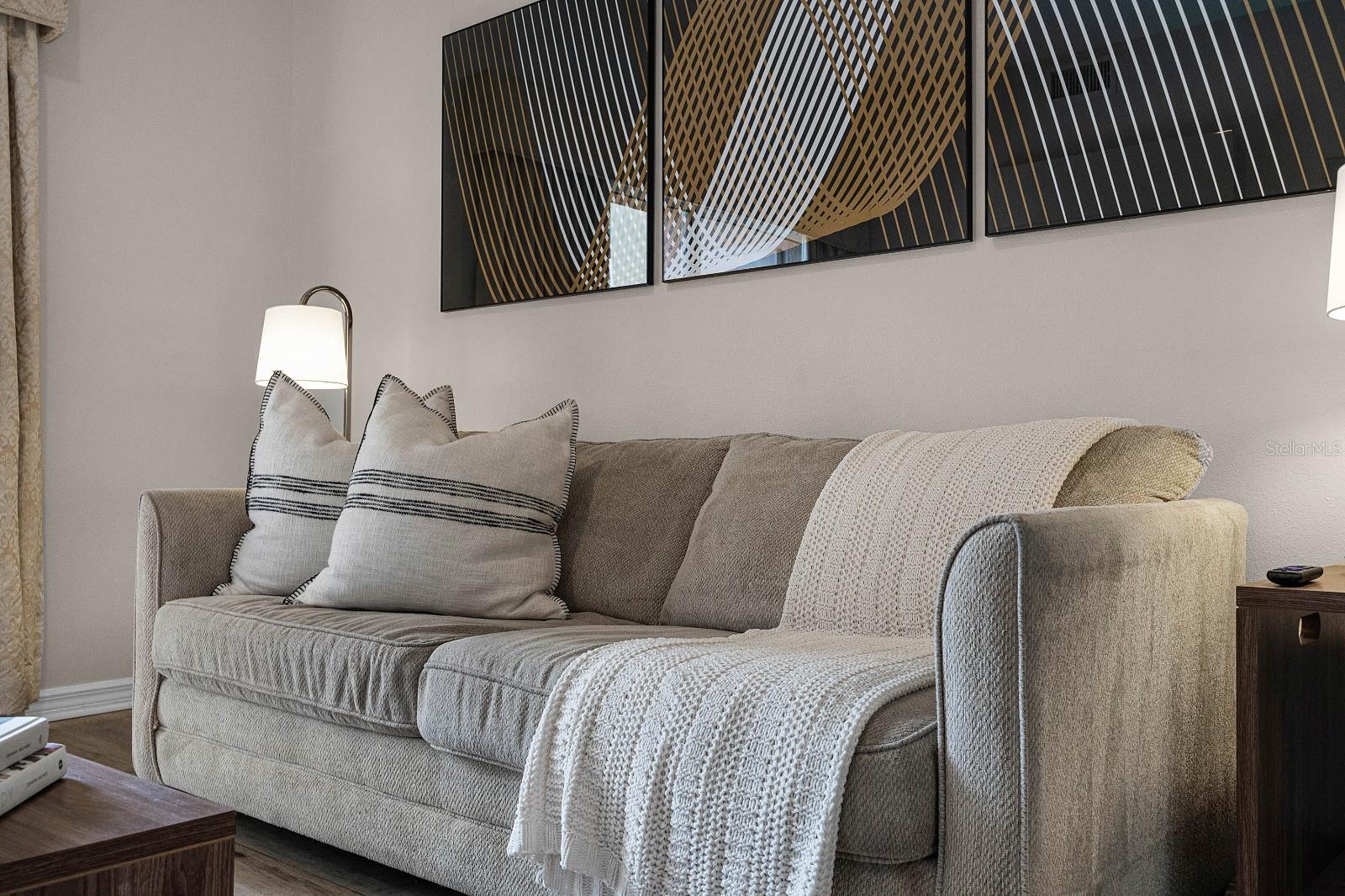 POINT ORLANDO RESIDENCE CONDO PH 1 - Residential