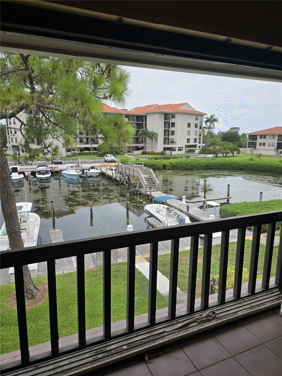 1802 MARINER DR 32