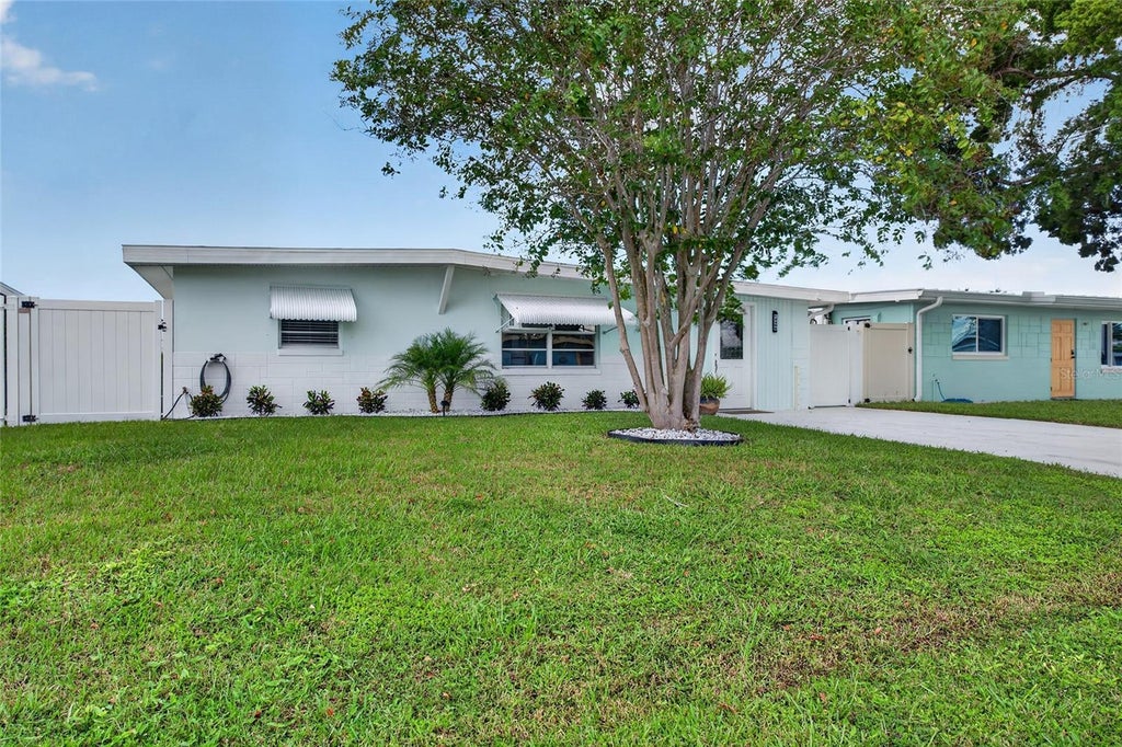 Photo of 13309 Carol Drive, Hudson, FL 34667 (MLS # W7890360)