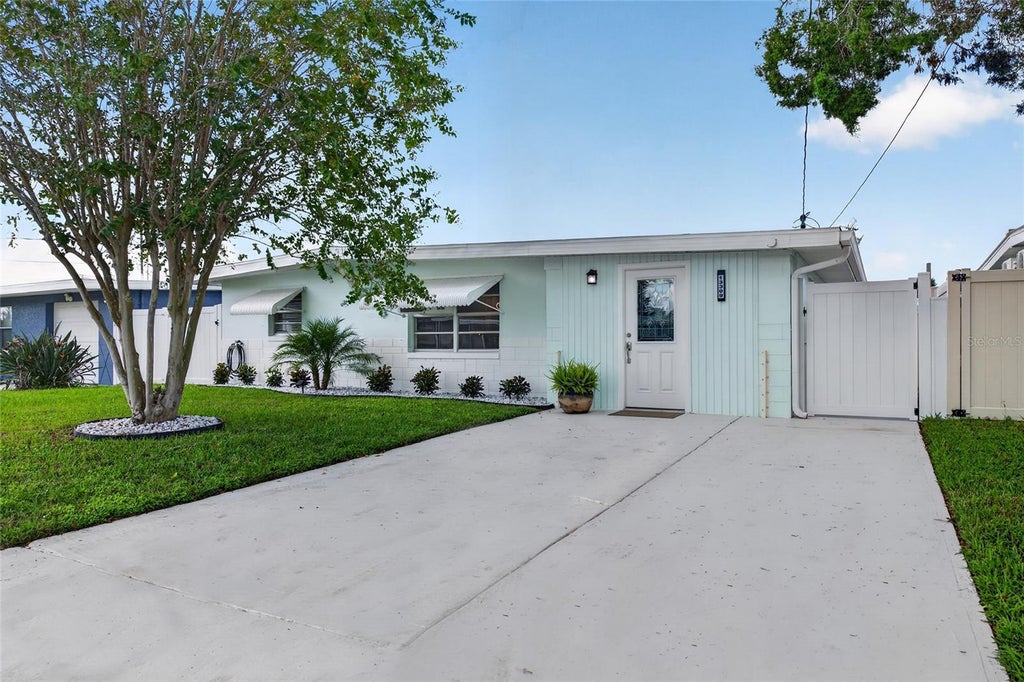 Photo of 13309 Carol Drive, Hudson, FL 34667 (MLS # W7890360)