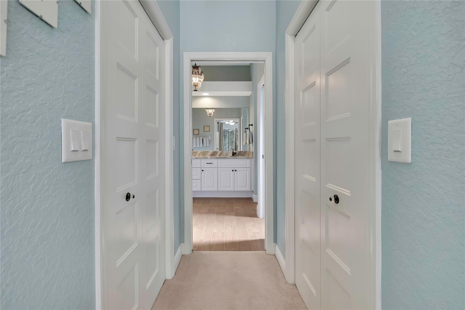 ROYAL HILLS - Residential