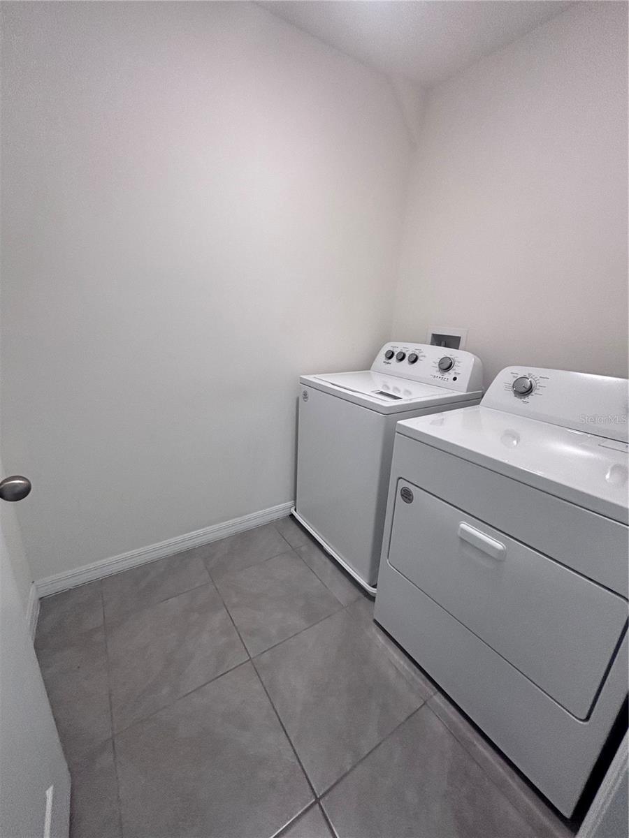 DEER PATH NORTH PH 2 - Residential Lease