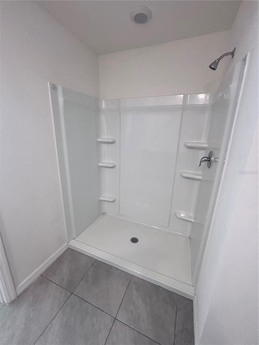 DEER PATH NORTH PH 2 - Residential Lease